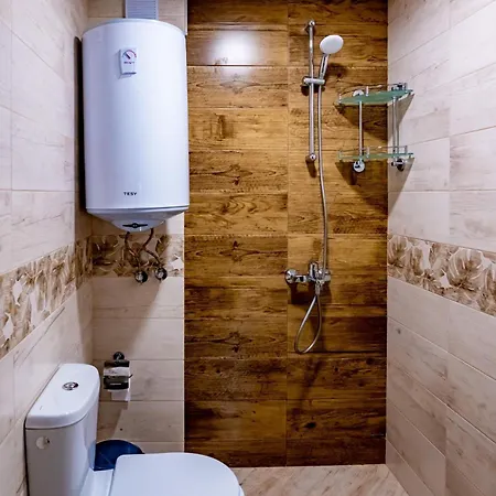 Apartamento къща с за - *