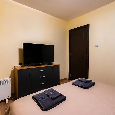 Apartamento къща с за - *