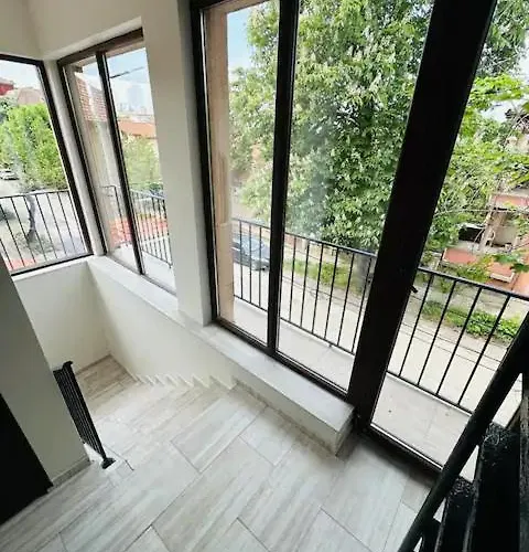 къща с за - Lejlighed Pleven