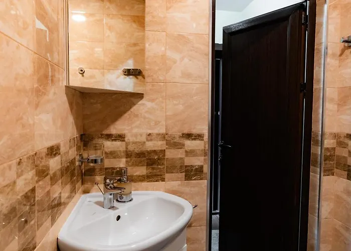 къща с за - Lejlighed *