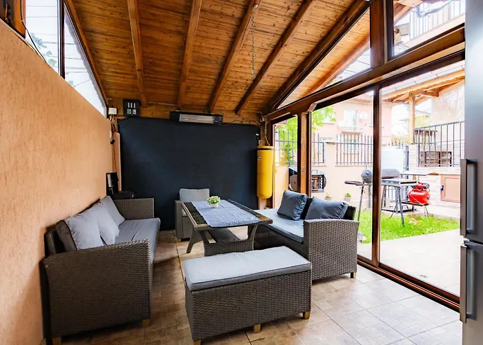 къща с за - Pleven