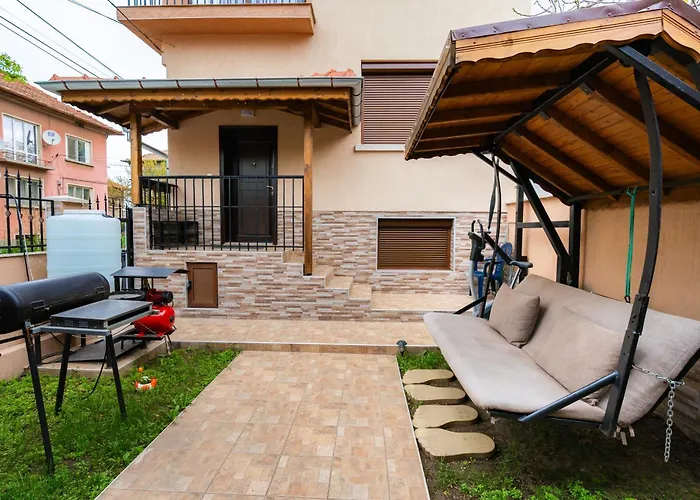 Lejlighed къща с за - *